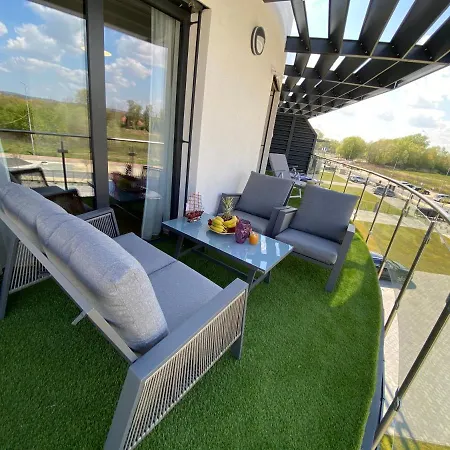 Dandelion Royal Homes Apartman *