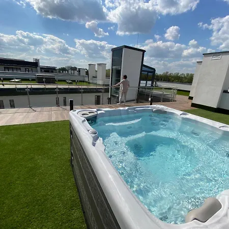 Dandelion Royal Homes Apartament