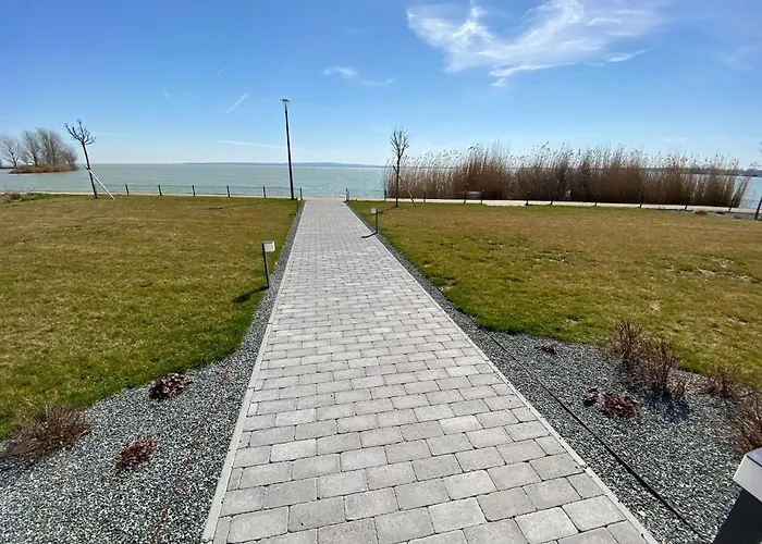 Dandelion Royal Homes Apartamento *